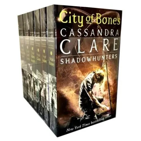 Coperta cărții The Mortal Instruments (6 Books Collection) - Cassandra Clare