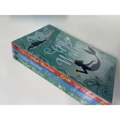 Coperta cărții Emily Windsnap: Three Swishy Mermaid Tales: Books 1-3