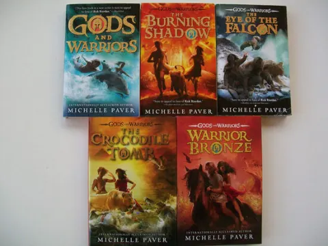 Coperta cărții Gods and Warriors: 5 Books Collection