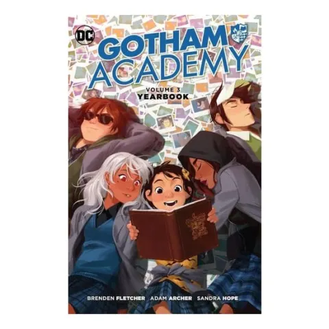 Coperta cărții Gotham Academy. Volume 3. Yearbook