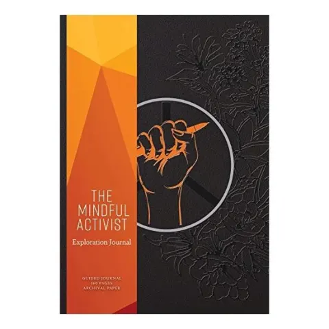 Coperta cărții Mindful Activist