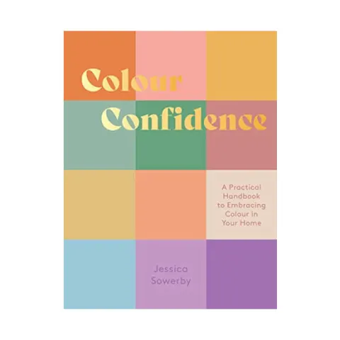 Coperta cărții Colour confidence: a practical handbook to embracing colour in your home