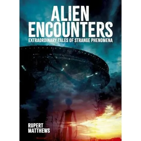 Coperta cărții Alien Encounters