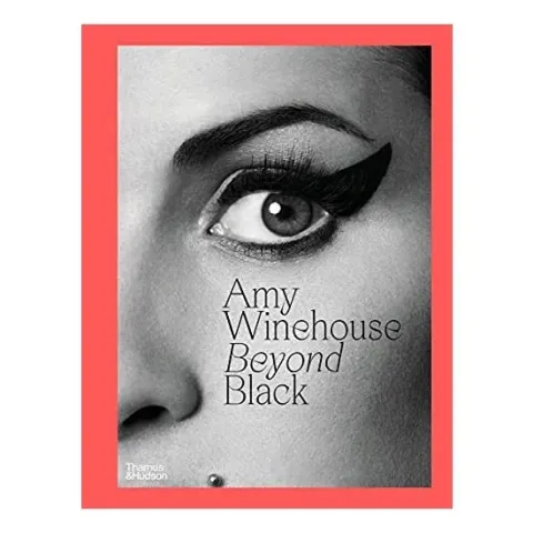 Coperta cărții Amy Winehouse