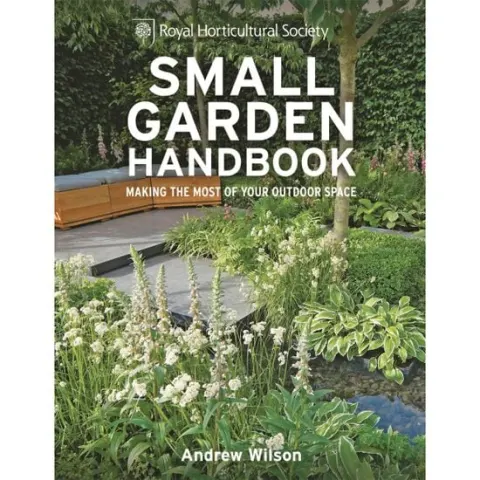 Coperta cărții Small Garden Handbook Making the Most of Your Outdoor Space