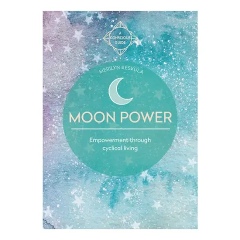 Coperta cărții Moon power: empowerment through cyclical living