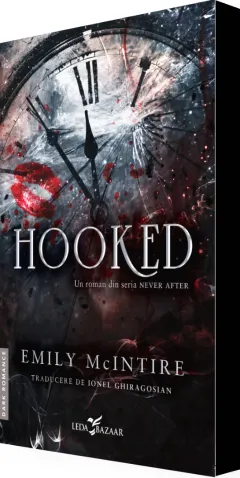 Coperta cărții Hooked (seria Never After, vol. 1)