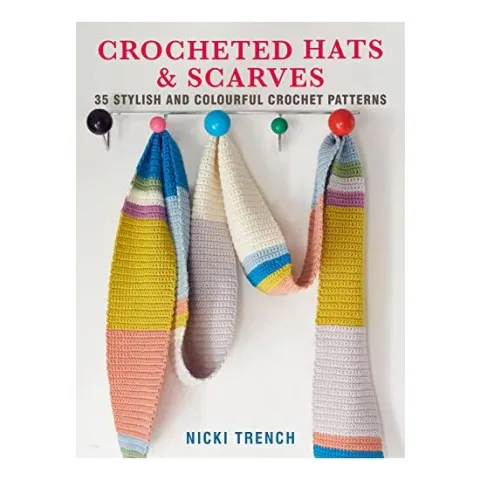 Coperta cărții Crocheted Hats and Scarves, Nicki Trench