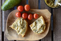 Salata-de-vinete-cu-avocado