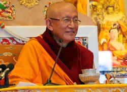 Foto-web2-Gonsar-Tulku-Rinpoche