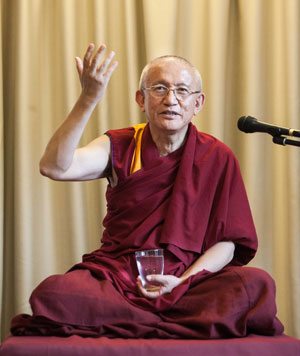 Gonsar-Rinpoche-poza
